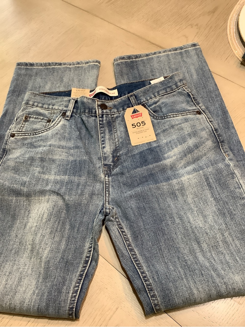 Levi's 505 Men's Straight Jeans in Light Blue Wash